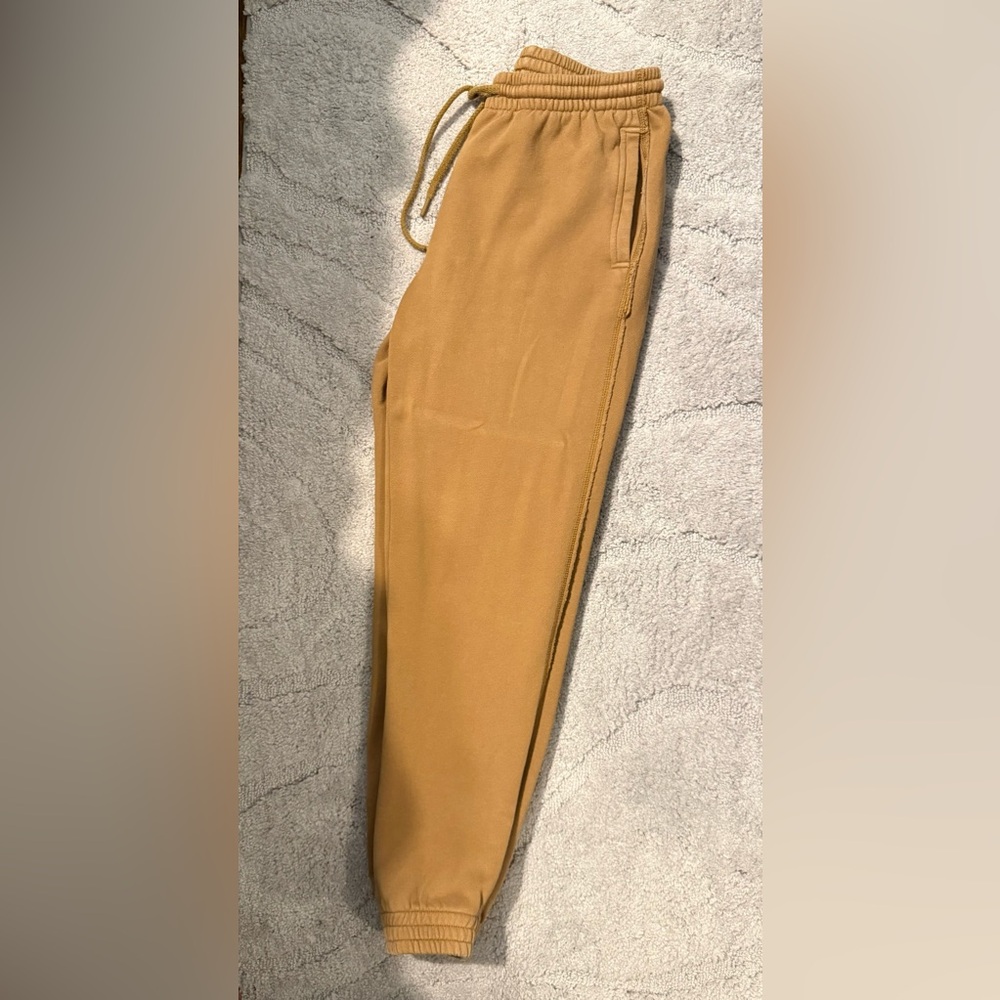 Arie | Sweatpants | Tan/Brown Color | Size: M